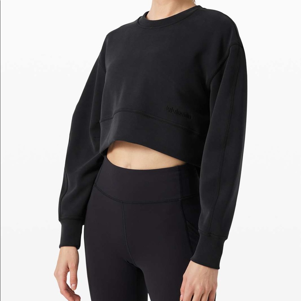 Lululemon Soft Ambitions Crop Crew
